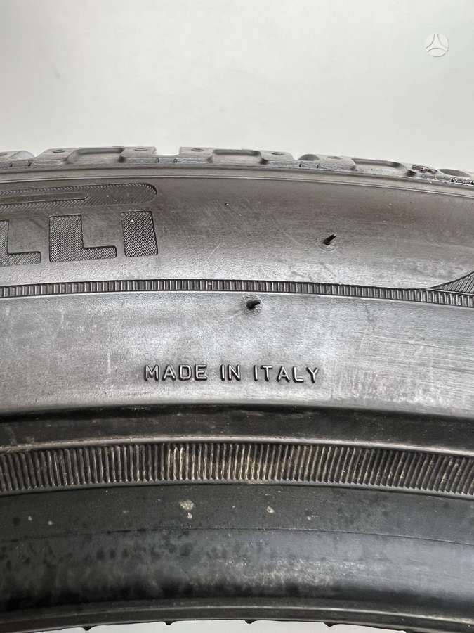 Pirelli Scorpion Winter 98% 2022m, winter 285/35 R22