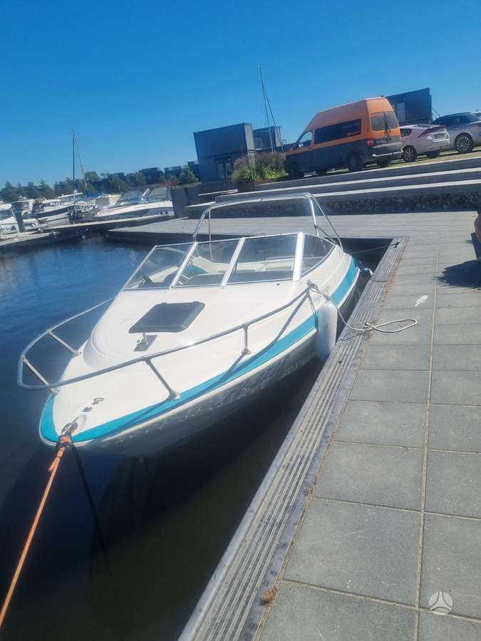 Bayliner Capri 2052, yachts / cruisers