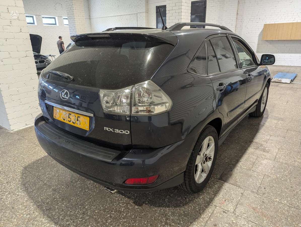Lexus RX 300