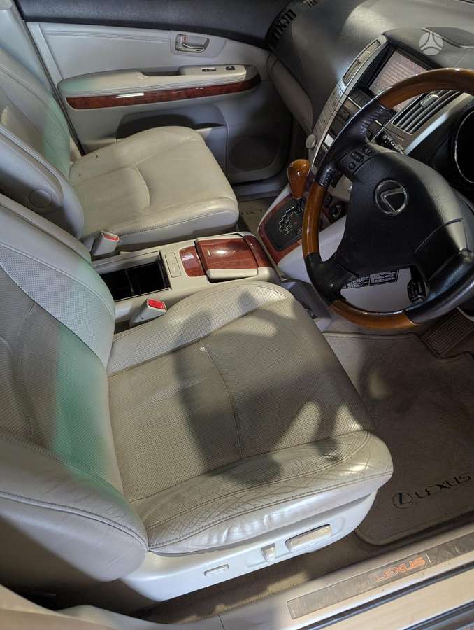 Lexus RX 300