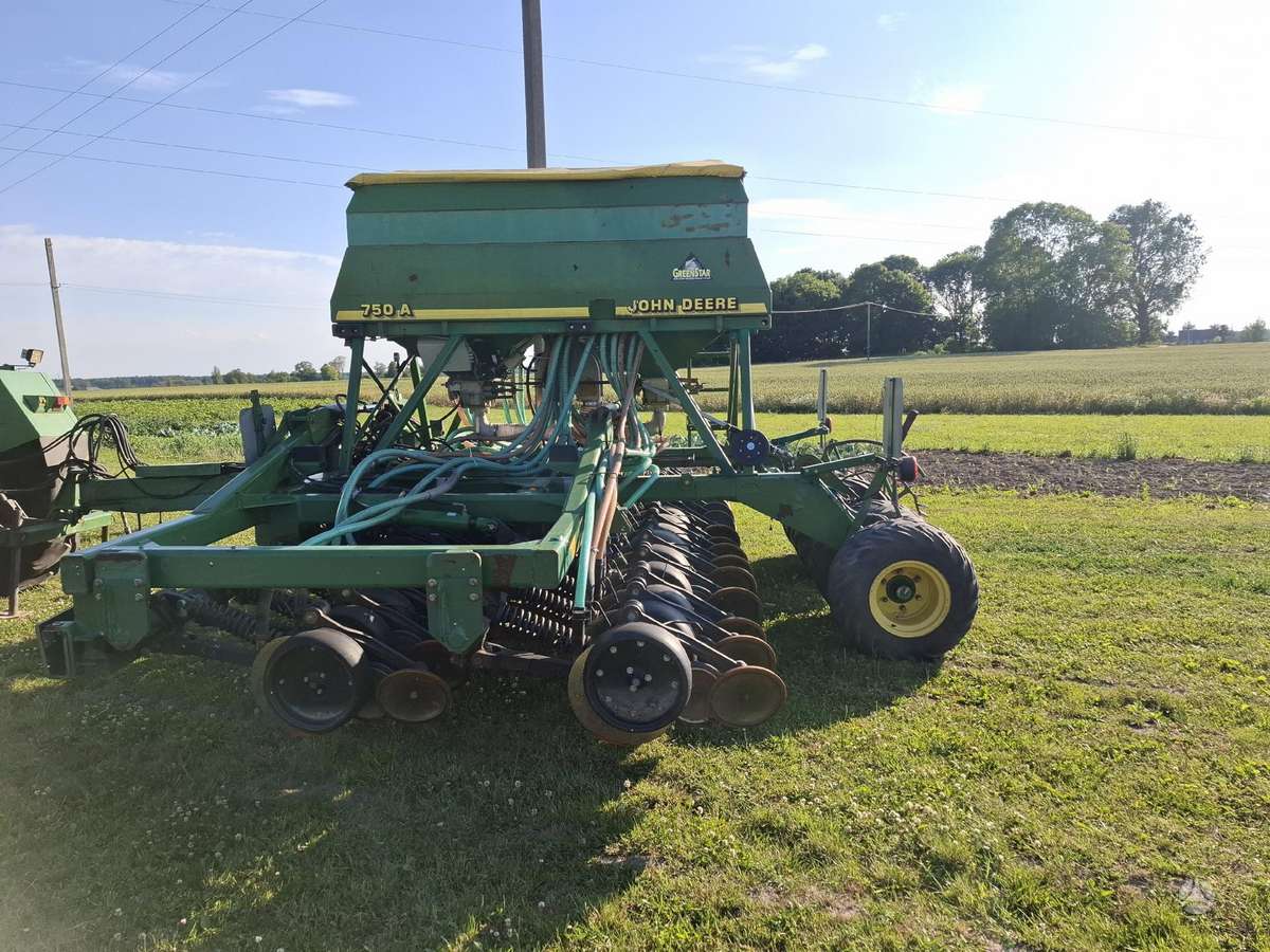 John Deere 750A, seeders, planters