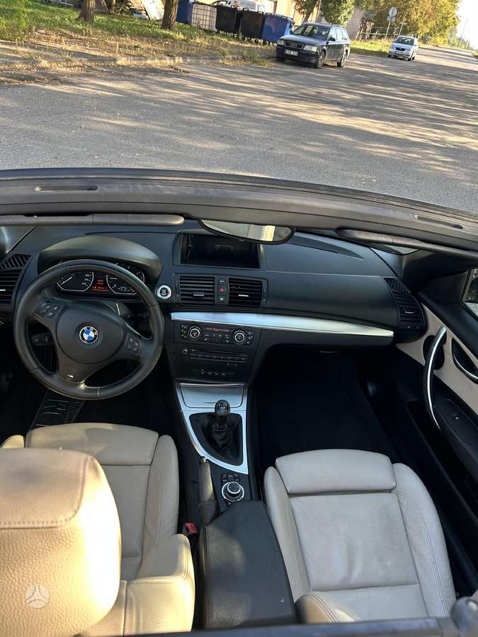 BMW 118, 2.0 l., convertible