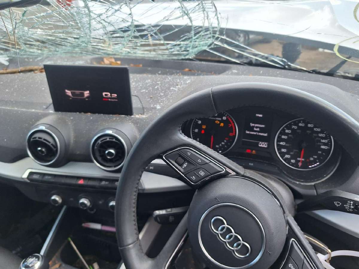 Audi Q2 dalimis