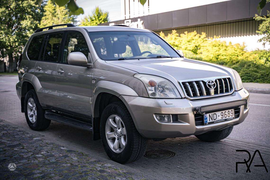 Toyota Land Cruiser - 3