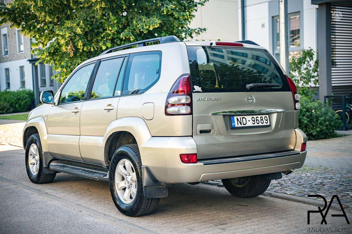 Toyota Land Cruiser - 6