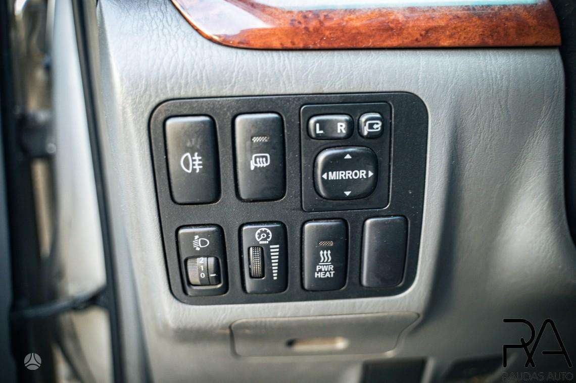Toyota Land Cruiser - 11