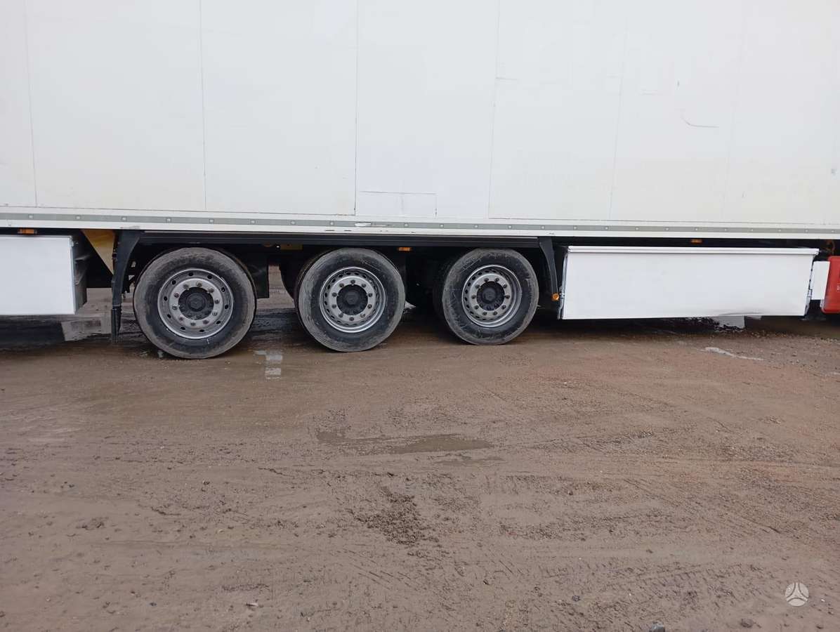 Krone, refrigerated