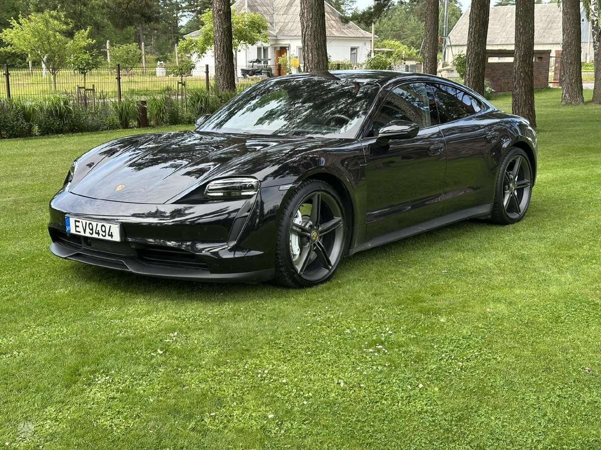 Porsche Taycan - 1