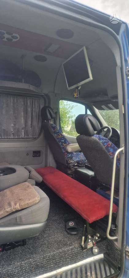 Mercedes-Benz Sprinter, passenger minibus
