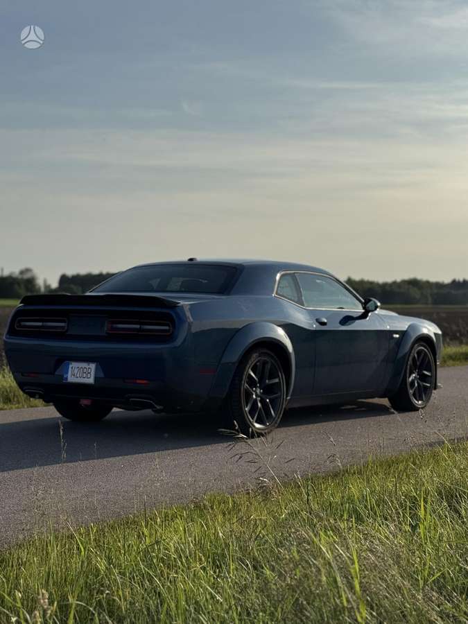 Dodge Challenger, 5.7 l., coupe