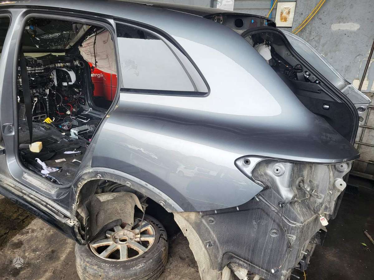 Mercedes-Benz EQS детали кузова