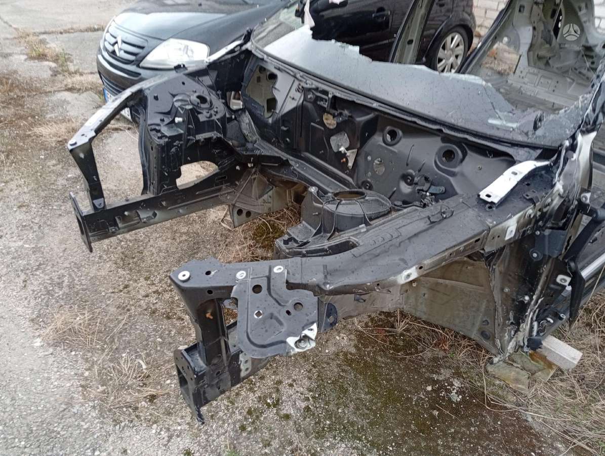 Audi e-tron frame rails (fornt, rear)