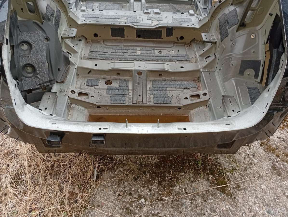 Audi e-tron lonžeronai (priekiniai, galiniai)