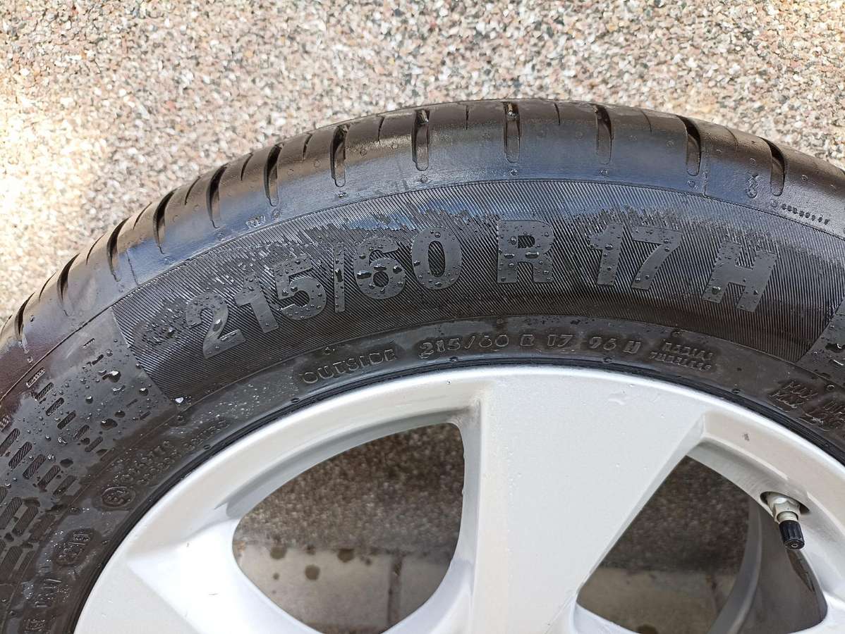 Toyota CH-R, light alloy, R17