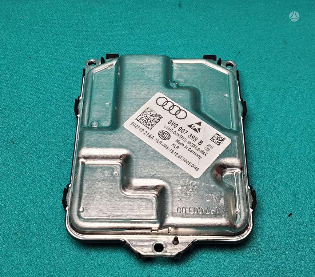 Volkswagen Tiguan, 8v0907399b