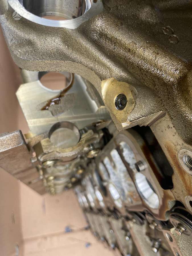 BMW M4, S55b30a 7568270, cylinder head
