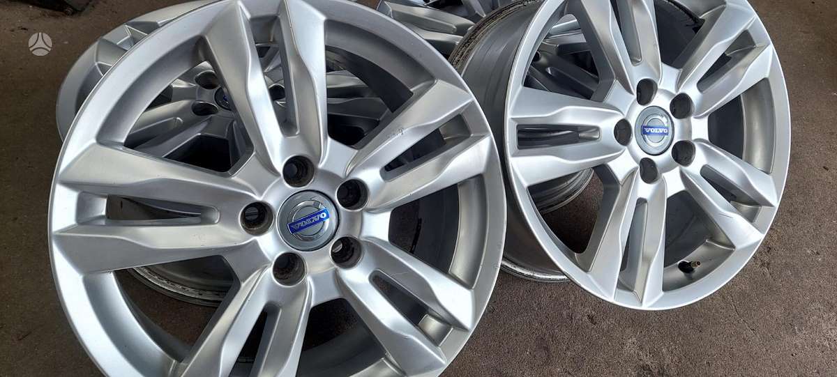 Volvo, lengvojo lydinio, R17