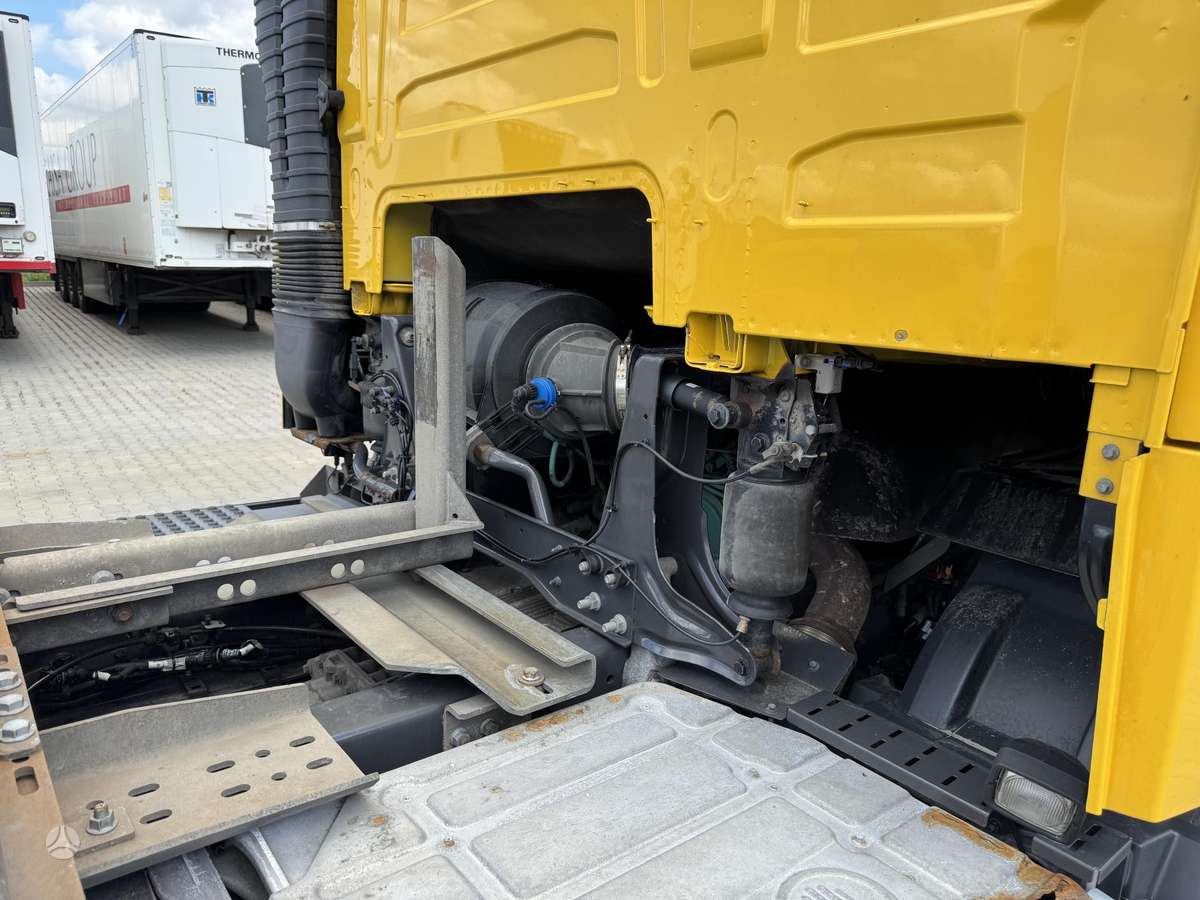 Volvo FH13.420 2UNITS, cab-chassis trucks