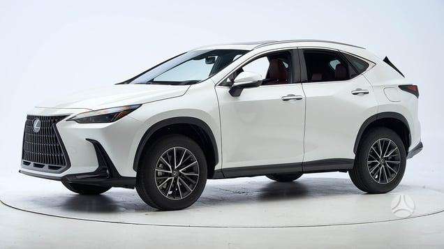 Lexus NX klasė body parts