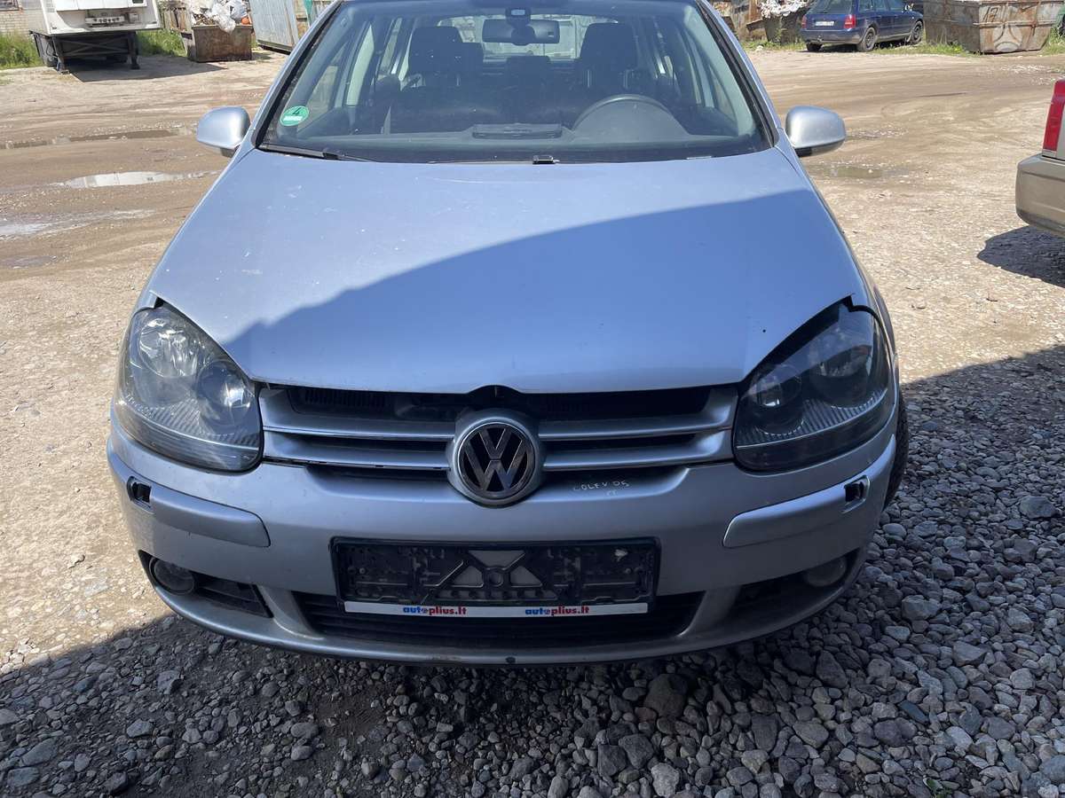 Volkswagen Golf по частям
