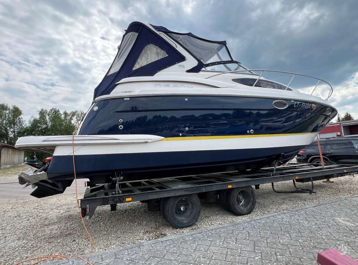 REGAL 3060 COMMODORE, яхты / катера