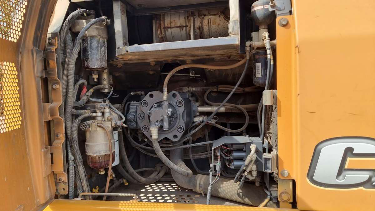 Case CX 210 C, excavator