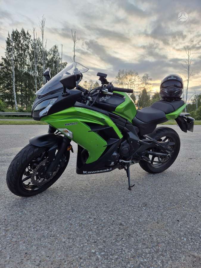 Kawasaki ER 649cc, street / classic