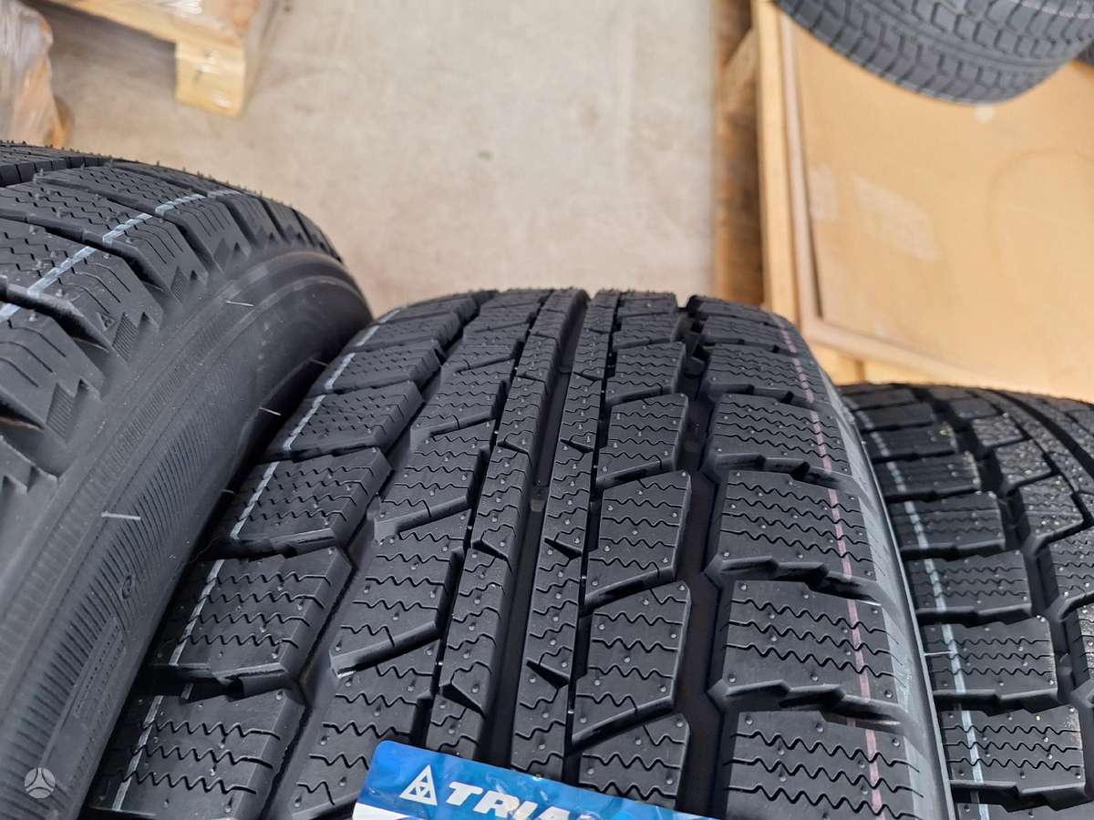 Triangle, ziemas 225/65 R16