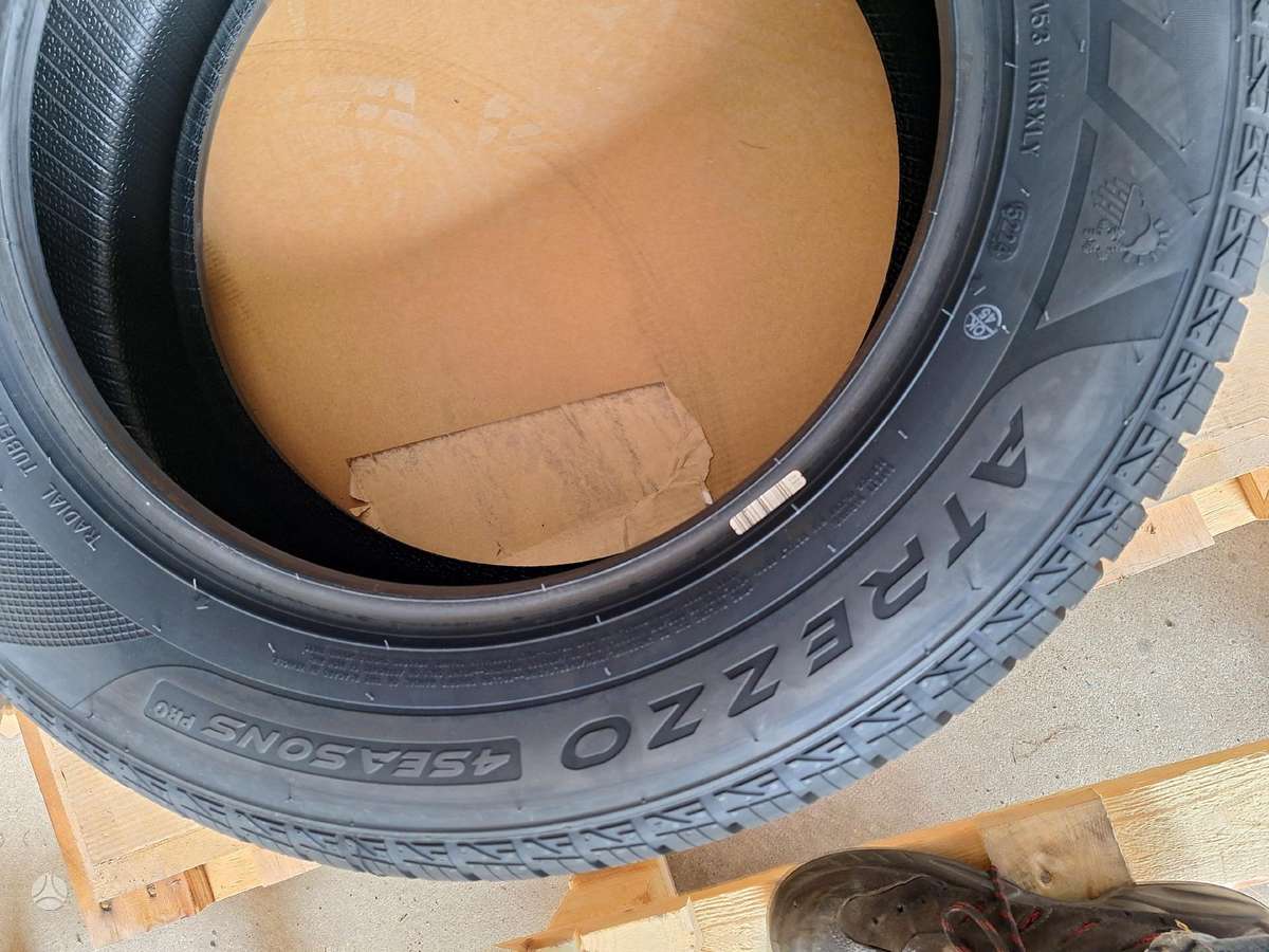 Sailun, universalios 215/60 R17