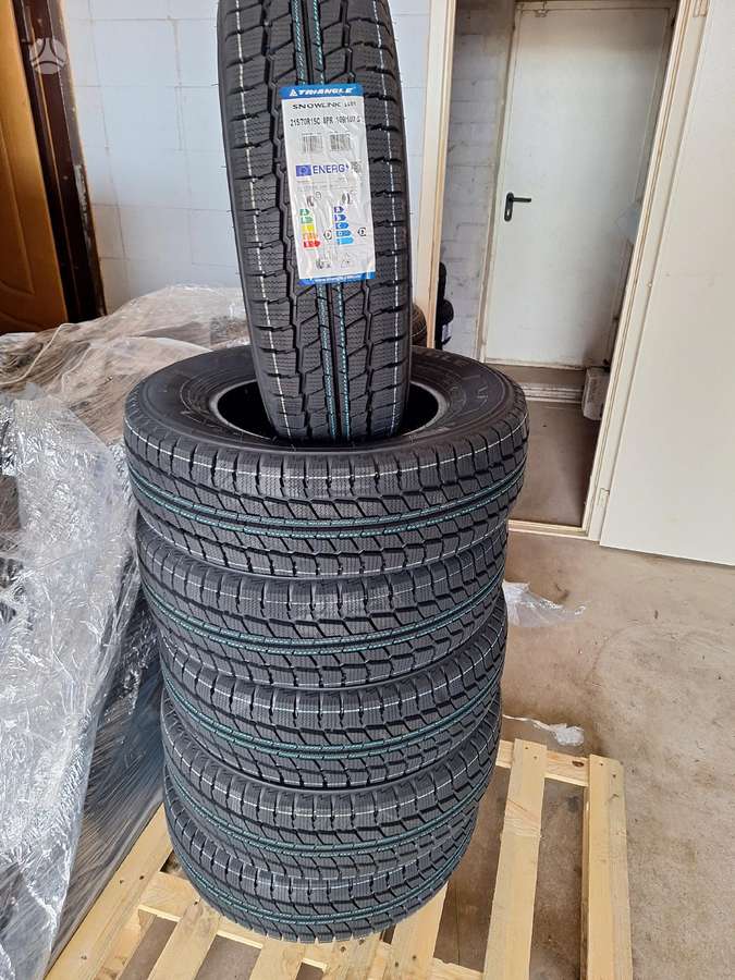 Triangle, žieminės 215/70 R15