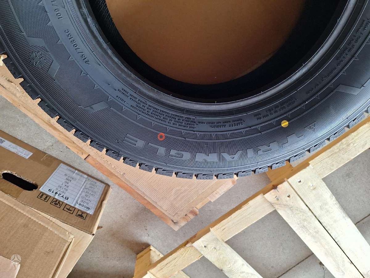 Triangle, winter 215/70 R15