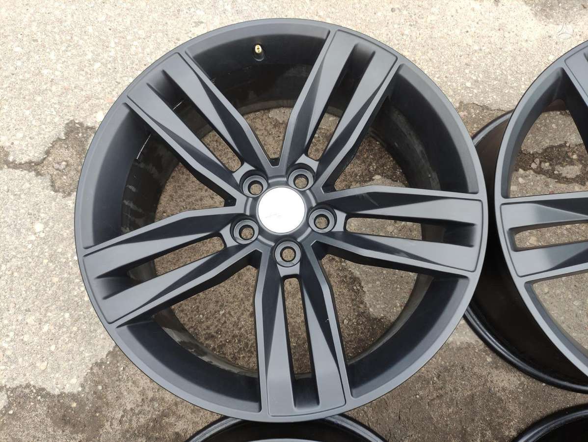 Chevrolet, light alloy, R20