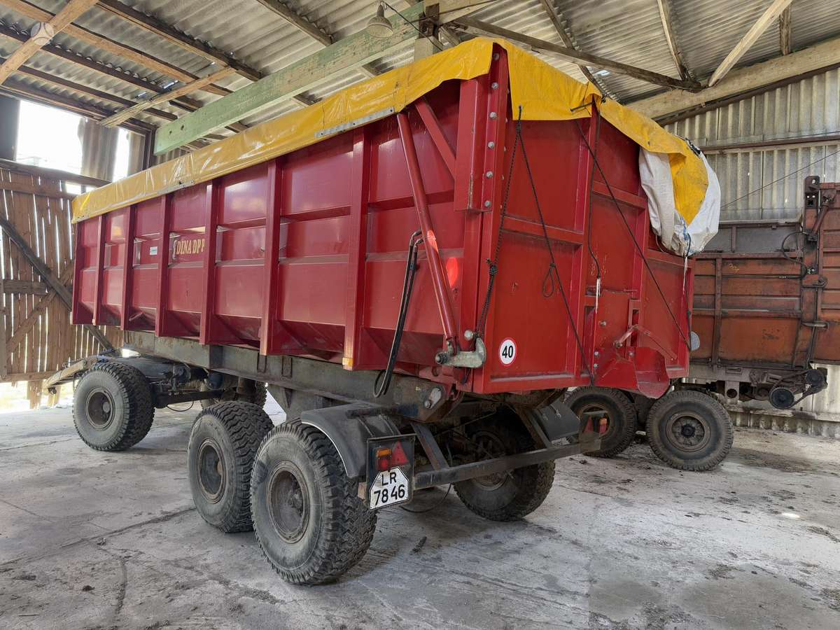 -Kita- Conow, trailers, semitrailers