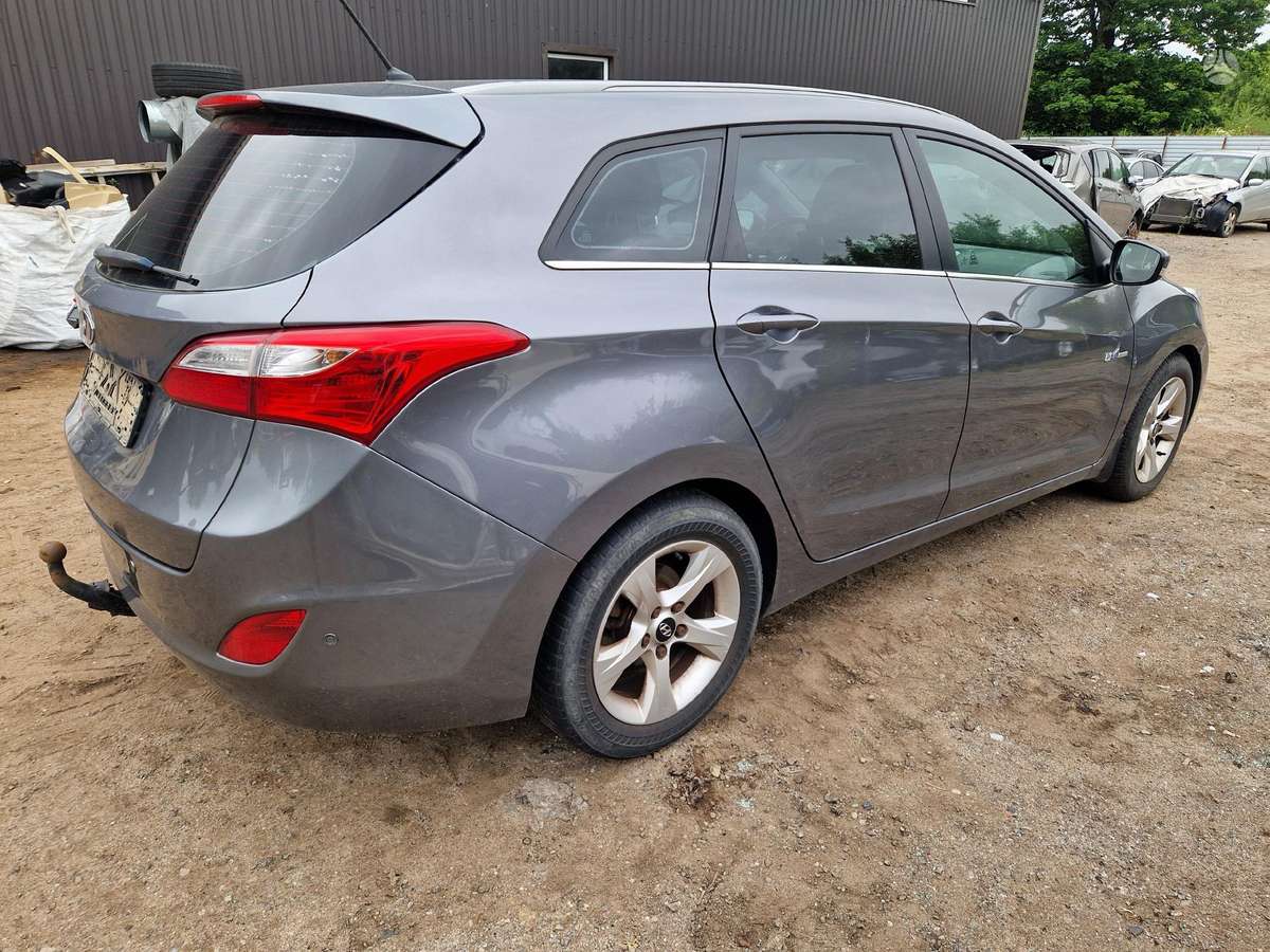 Hyundai i30 rezerves daļās