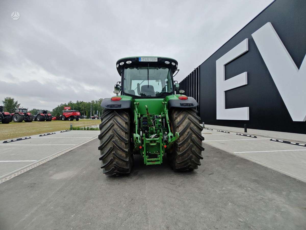 John Deere 7260R, traktori