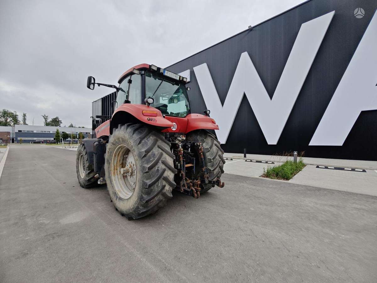 Case-IH Magnum 315, traktoriai