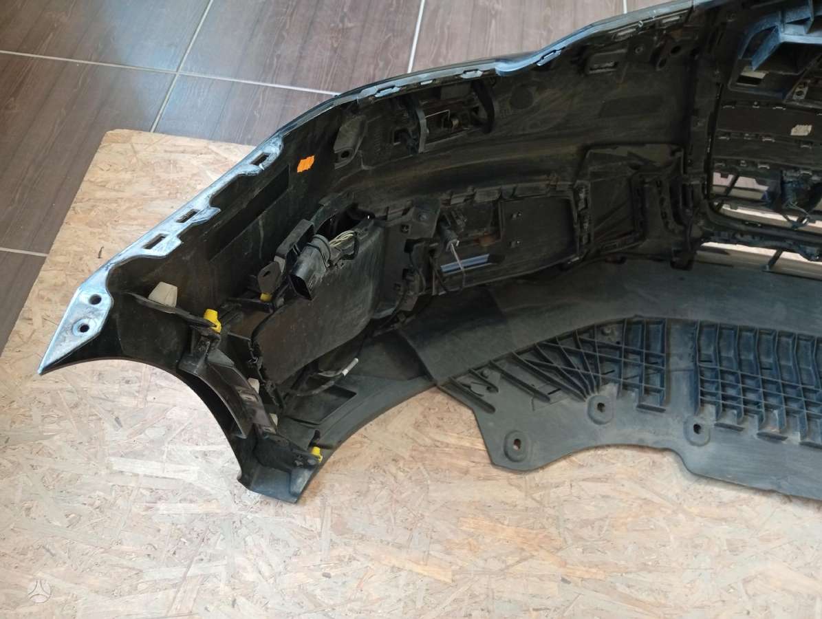 Audi A6 bumper reinforcement, bumpers