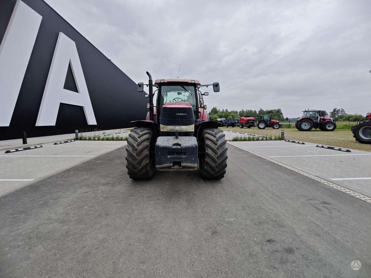 Case-IH Puma 170, tractors
