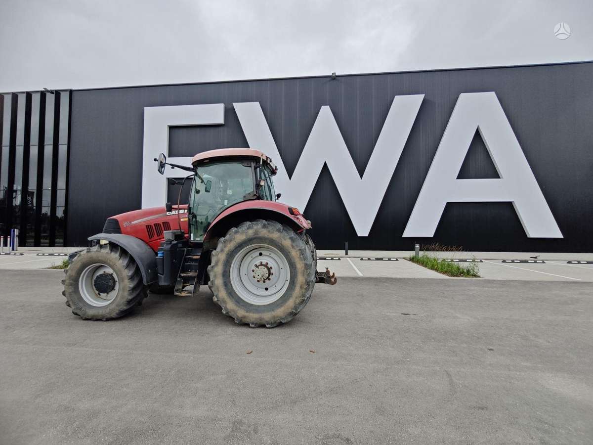 Case-IH Puma 170, tractors
