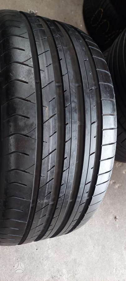 Fulda, vasaras 245/35 R19