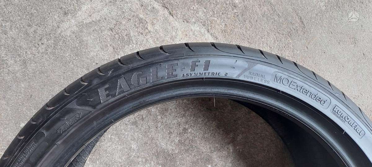 Goodyear, vasaras 245/35 R19