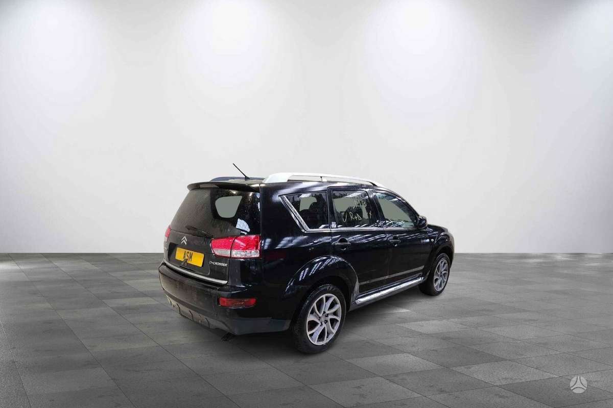 Citroen C-Crosser
