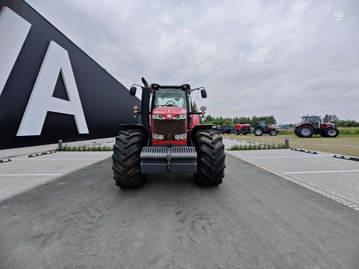 Massey Ferguson 8735, tractors
