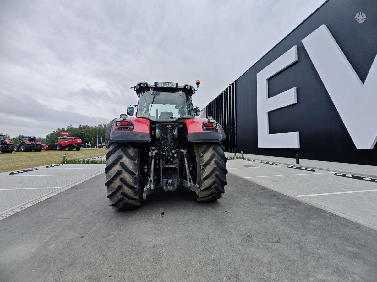 Massey Ferguson 8735, tractors