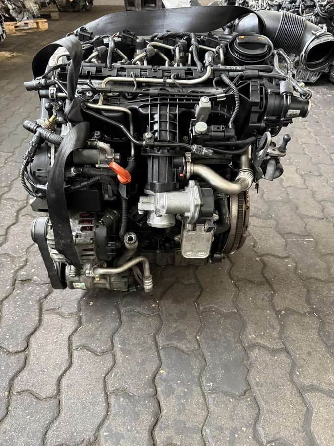 Volkswagen Golf, CAY, двигатель