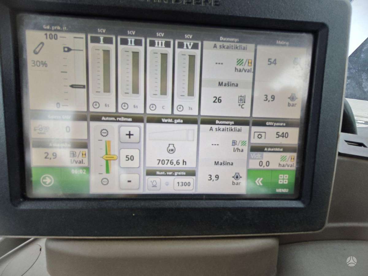 John Deere 6215R, тракторы