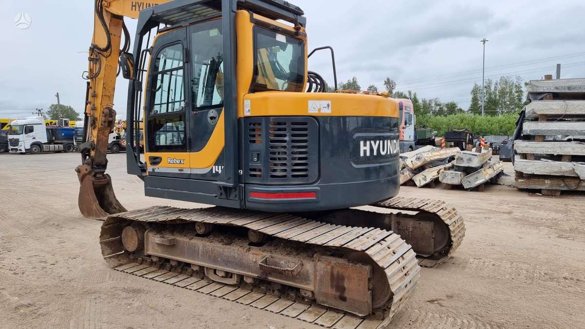 Hyundai ROBEX 145 LCR-9, excavator