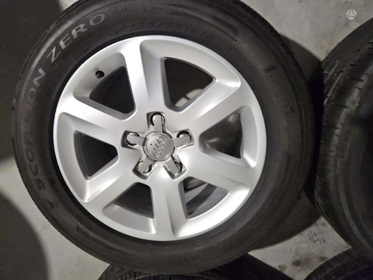 Audi Q7, light alloy, R18