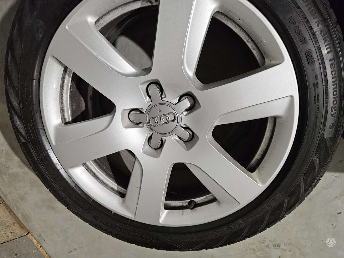 Audi A5, lengvojo lydinio, R17