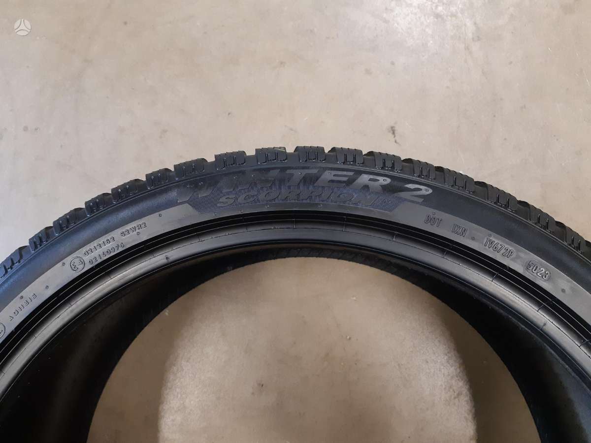 Pirelli 2023m PZero Winter 85%, winter 285/35 R23